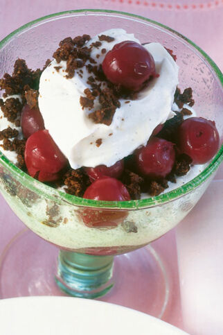 Kirsch-Pumpernickel-Becher Kirsch-Pumpernickel-Becher