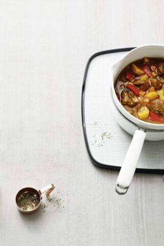 Paprika-Kartoffel-Gulasch Paprika-Kartoffel-Gulasch