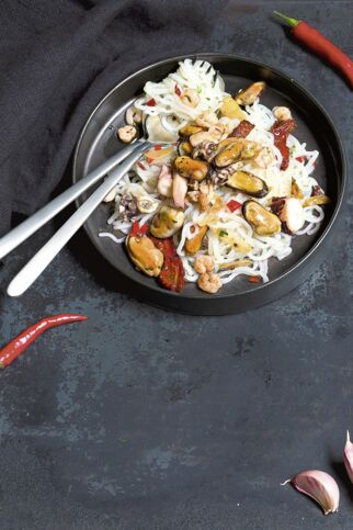 Aglio e olio mit Meeresfrüchten Aglio e olio mit Meeresfrüchten