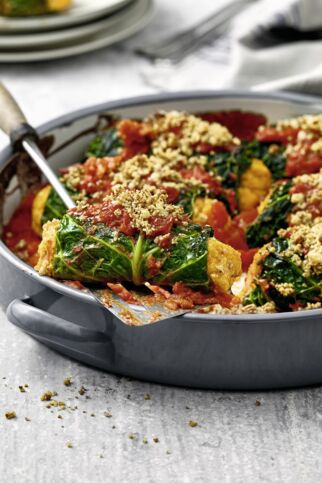 Wirsing-Cannelloni mit Kürbis-Feta-Füllung Wirsing-Cannelloni mit Kürbis-Feta-Füllung