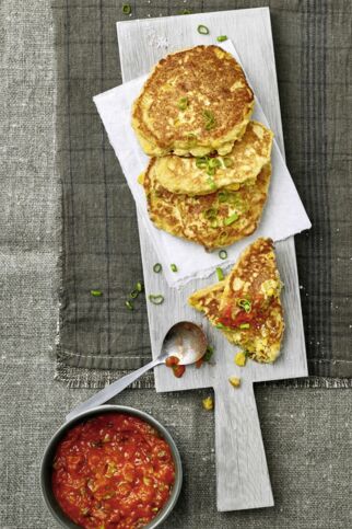 Mexikanische Maisfritters mit Chilisauce Mexikanische Maisfritters mit Chilisauce