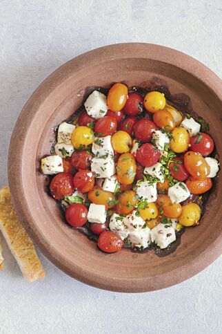 Tomaten-Tajine mit Feta Tomaten-Tajine mit Feta