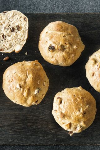 Studentenfutter-Brötchen Studentenfutter-Brötchen