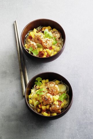 Glasnudelsalat mit Mango und Garnelen Glasnudelsalat mit Mango und Garnelen