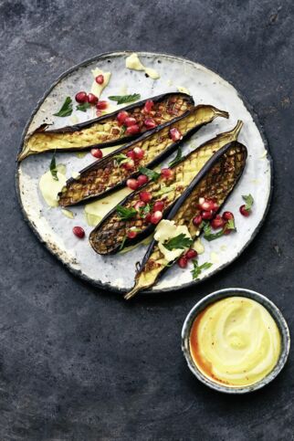 Auberginen mit Safranjoghurt Auberginen mit Safranjoghurt
