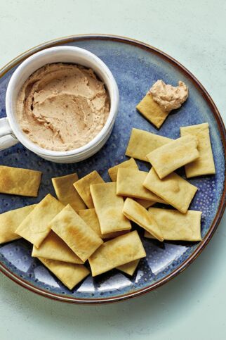Dinkelcracker mit Dip Dinkelcracker mit Dip