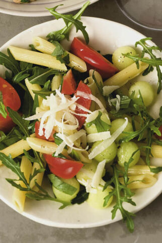 Nudelsalat mit Melone Nudelsalat mit Melone