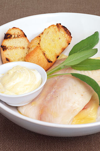 Cordon bleu vom Fisch in der Folie Cordon bleu vom Fisch in der Folie