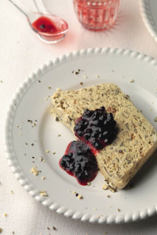 Kürbiskernparfait mit Hollerkoch Kürbiskernparfait mit Hollerkoch