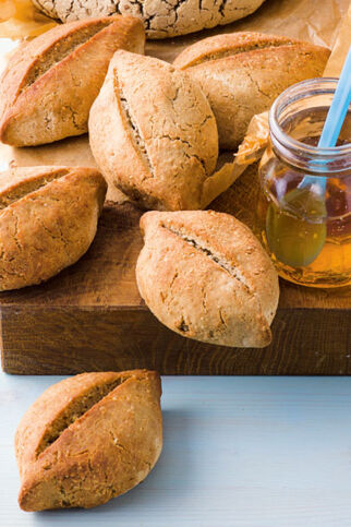 Buchweizenbrötchen mit Amaranth Buchweizenbrötchen mit Amaranth