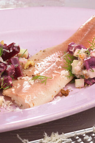 Rote-Bete-Salat mit Fisch Rote-Bete-Salat mit Fisch