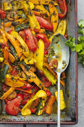 Marokkanische Gemüse-Tajine mit Aprikosen Marokkanische Gemüse-Tajine mit Aprikosen