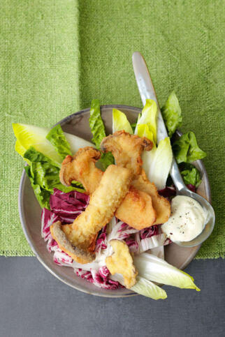 Wintersalat mit Frittierten Seitlingen Wintersalat mit Frittierten Seitlingen