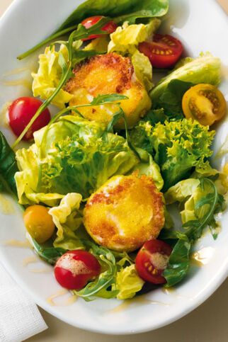 Ziegenkäse mit Polentakruste Ziegenkäse mit Polentakruste