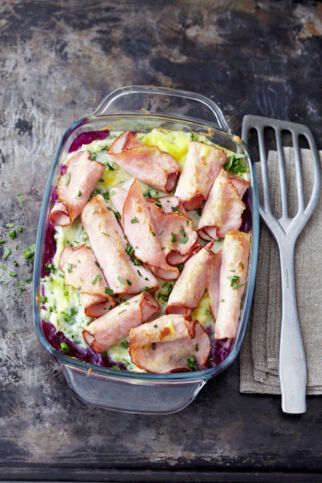 Rotkohl mit Kasselerröllchen Rotkohl mit Kasselerröllchen