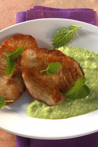 Putenschnitzel mit Zucchinisauce Putenschnitzel mit Zucchinisauce