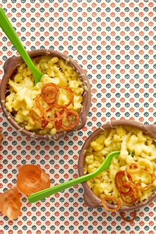 Käsespätzle mit Röstzwiebeln Käsespätzle mit Röstzwiebeln