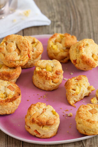 Apfel-Marzipan-Miniscones Apfel-Marzipan-Miniscones