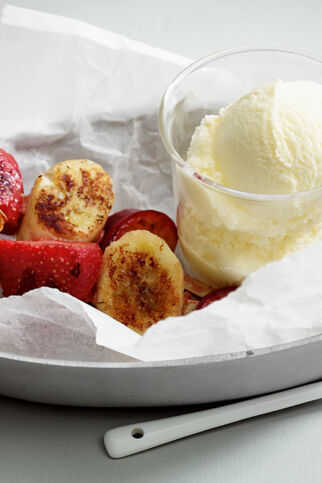 Gegrillte Obstspieße Gegrillte Obstspieße