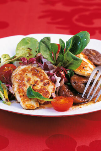 Gebratener Halloumi auf Feldsalat Gebratener Halloumi auf Feldsalat