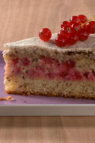 Makronen-Johannisbeerkuchen Makronen-Johannisbeerkuchen