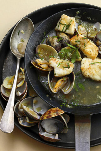 Seeteufel mit Venusmuscheln Seeteufel mit Venusmuscheln