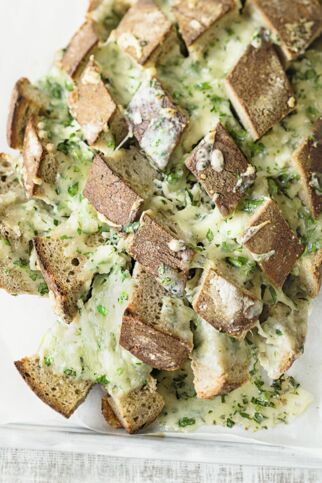 Vier-Käse-Partybrot Vier-Käse-Partybrot