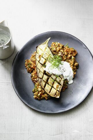 Buchweizen-Pilaw mit Joghurt-Auberginen Buchweizen-Pilaw mit Joghurt-Auberginen