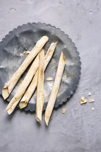 Kardamom-Orangen-Röllchen Kardamom-Orangen-Röllchen