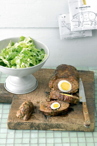 Falscher Hase mit Endiviensalat Falscher Hase mit Endiviensalat