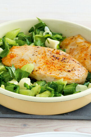 Hähnchen mit Bärlauchgemüse Hähnchen mit Bärlauchgemüse