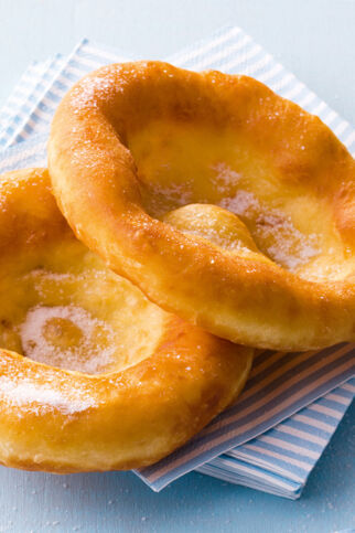 Ausgezogene Küchle Ausgezogene Küchle