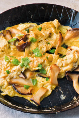 Rührei mit Kräuterseitlingen Rührei mit Kräuterseitlingen