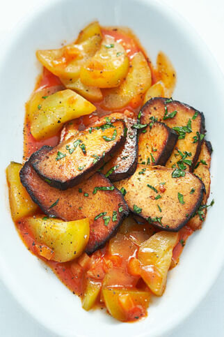 Gurkengemüse mit Räuchertofu Gurkengemüse mit Räuchertofu