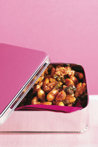 Süss-Pikant Gewürzte Nüsse Süss-Pikant Gewürzte Nüsse