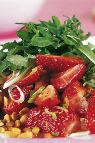Rucola mit Erdbeeren Rucola mit Erdbeeren