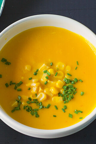 Kürbis-Süßkartoffel-Cremesuppe Kürbis-Süßkartoffel-Cremesuppe