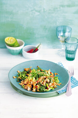Hähnchensalat mit Thai-Dressing Hähnchensalat mit Thai-Dressing