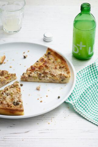 Thunfischquiche mit Frühlingszwiebeln Thunfischquiche mit Frühlingszwiebeln