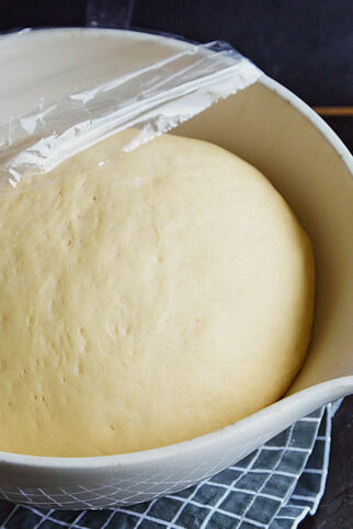 Grundrezept Hefeteig Grundrezept Hefeteig