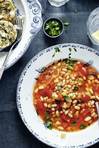 Bohnentopf mit Laugenknödeln Bohnentopf mit Laugenknödeln
