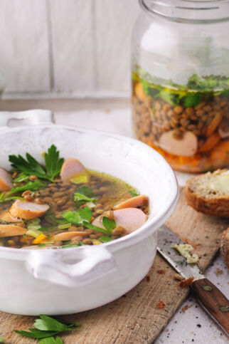 Linsensuppe mit Würstchen Linsensuppe mit Würstchen