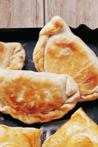 Fladen mit Pilzen aus der Pfanne Fladen mit Pilzen aus der Pfanne