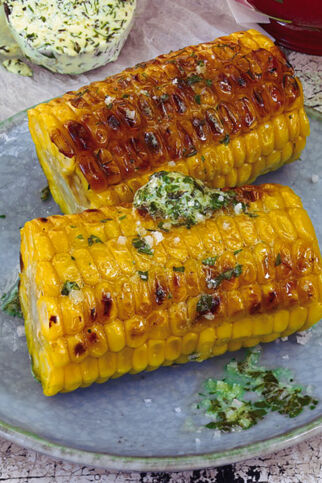 Maiskolben mit Kräuter-Knoblauch-Butter Maiskolben mit Kräuter-Knoblauch-Butter