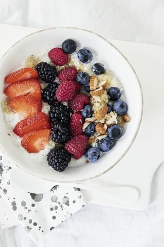 Beeren-Quinoa-Joghurt Beeren-Quinoa-Joghurt