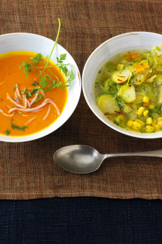 Rosenkohlsuppe mit Mais und Safran Rosenkohlsuppe mit Mais und Safran