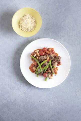 Rindfleisch-Tajine mit Bohnen Rindfleisch-Tajine mit Bohnen