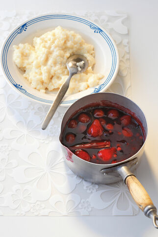 Milchreis mit Beerenkompott Milchreis mit Beerenkompott