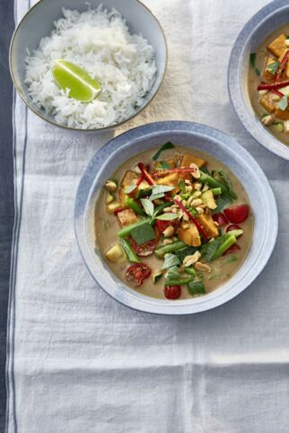 Gemüse in Erdnuss-Kokos-Sauce Gemüse in Erdnuss-Kokos-Sauce