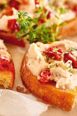 Bruschetta mit Bohnencreme Bruschetta mit Bohnencreme